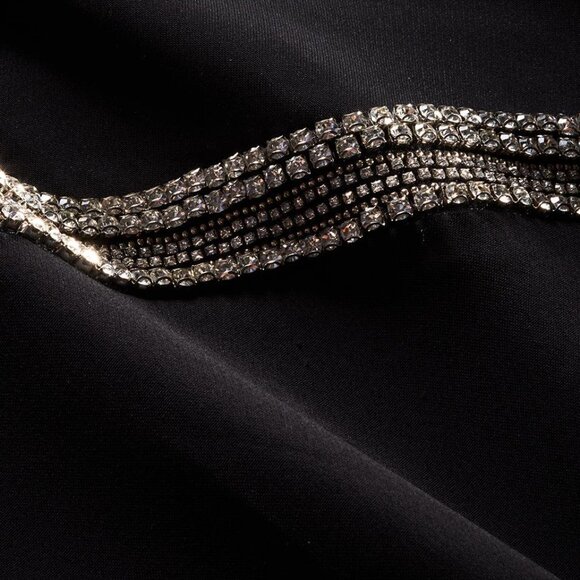 Flores Bead-Trim Maxi Dress - Picture 3 of 4